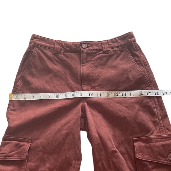 Aritzia TNA Women’s Troop Cargo Pants Burgundy, size 4 - Picture 11 of 15